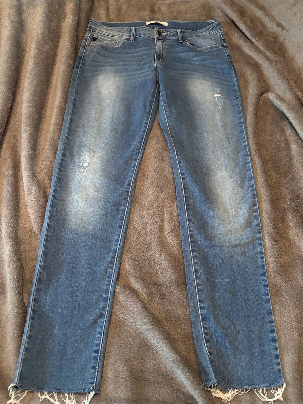 KanCan Women's Straight Leg Jeans - Faded Blue